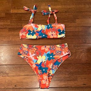 Shein women’s floral bikini 👙